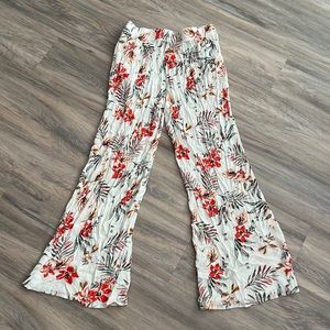 Fashion Nova floral beach pants